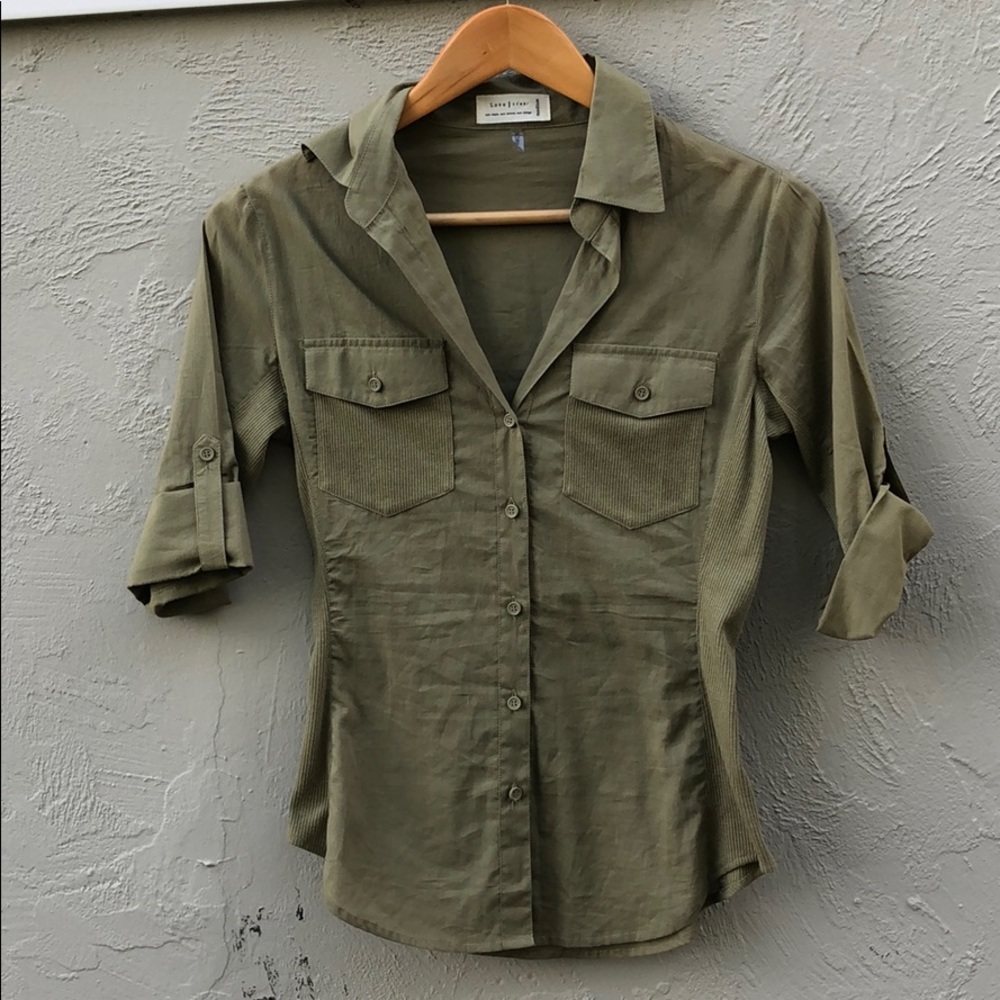 Hunter Green Curvy Buttonup Blouse